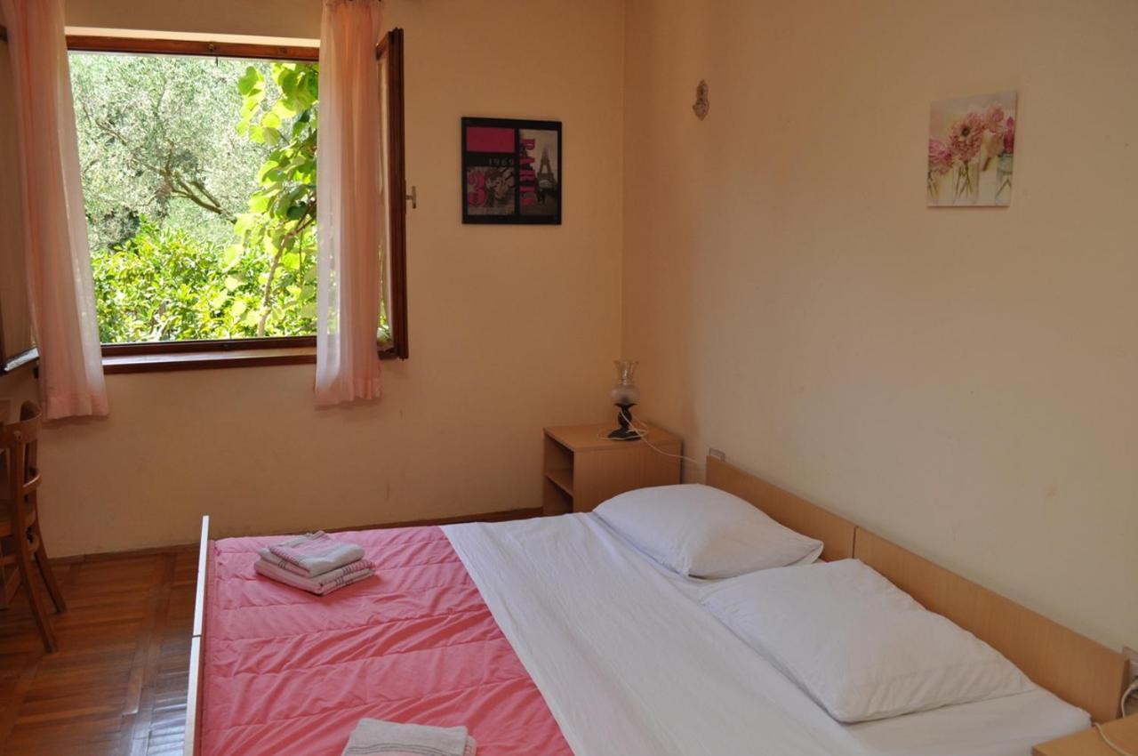 Apartman Kraljev Biograd Na Moru Exterior photo