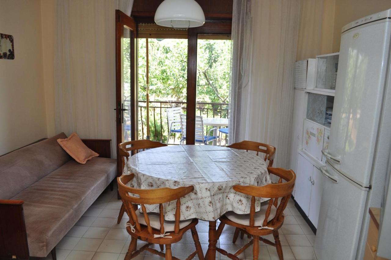 Apartman Kraljev Biograd Na Moru Exterior photo